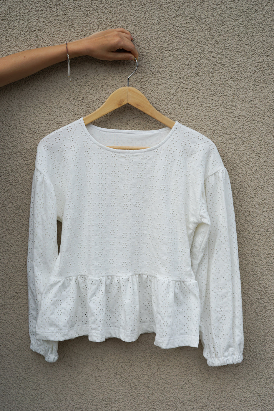 Ready to buy now: White blouse made of cotton madeira